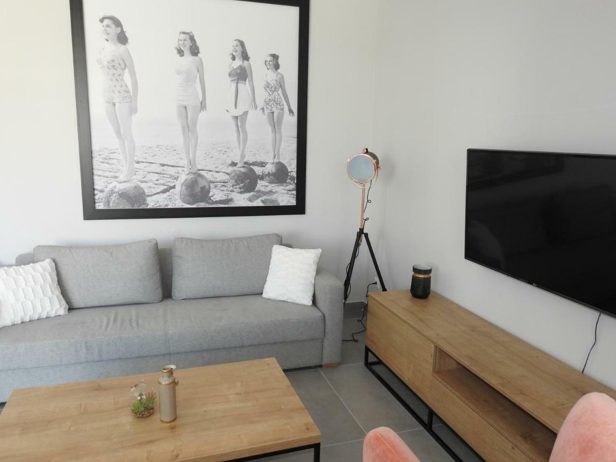 Luxury Apartments Magali 2 โรวีน ภายนอก รูปภาพ